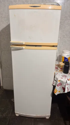 Geladeira Brastemp 220v