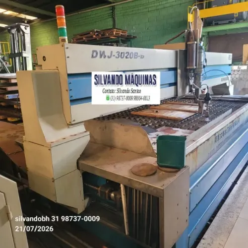 Máquinas de corte d'água DVJ 3020B Corte de diversos materiais como aço, alumínio, cobre,