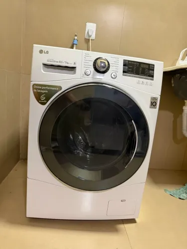 Máquina lava seca LG 8,5
