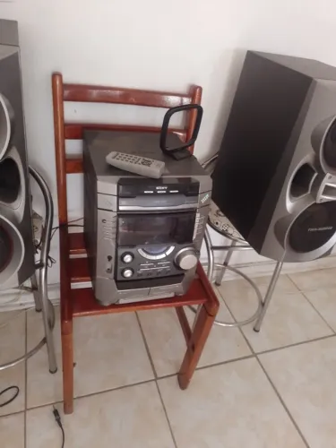 Aparelho de som Sony antigo 