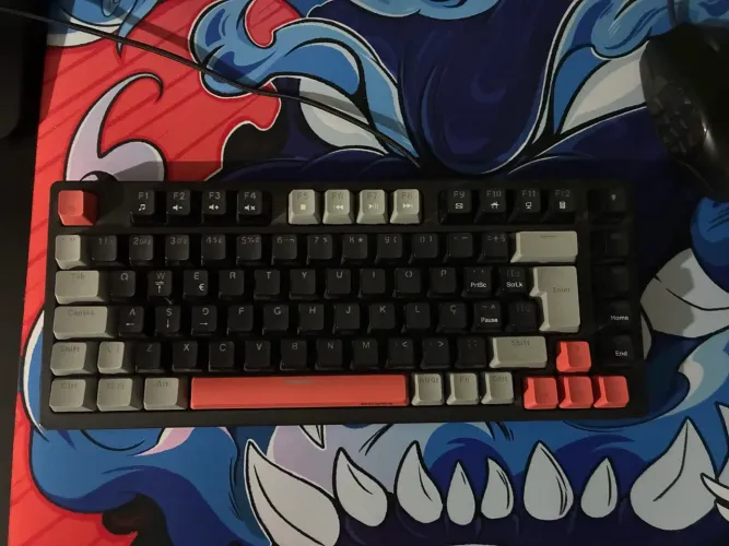 Teclado 75% pcyes