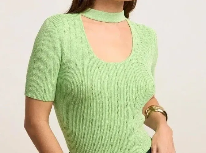 Blusa verde cortelle