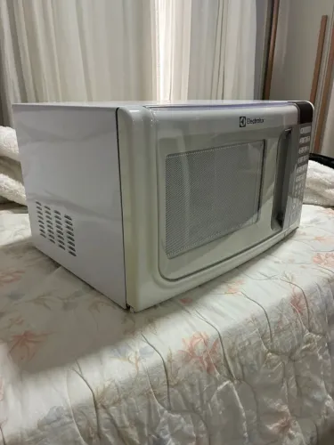 Microondas Electrolux 31L