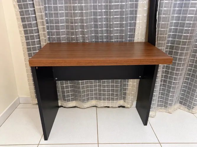VENDO MESA DE ESCRITÓRIO