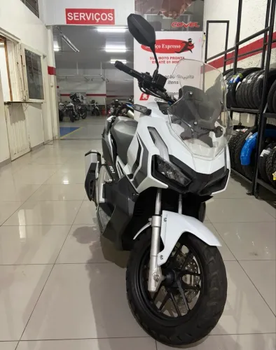 Honda ADV 150 Impecável
