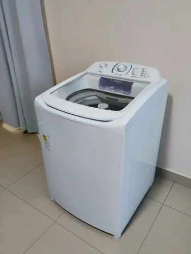 Máquina de lavar roupas 16 kilos Electrolux