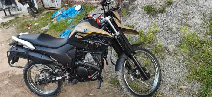 Lander 250 2024/2024 7600km rodados