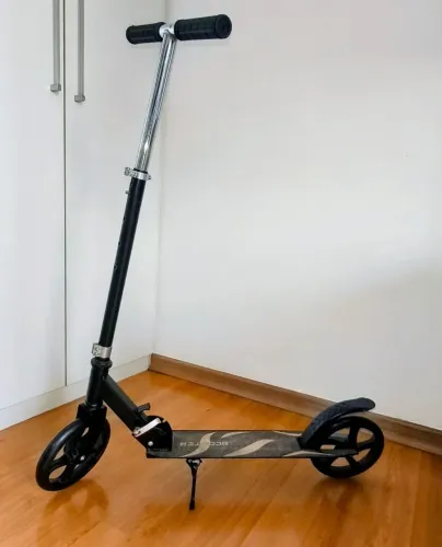 Patinete Adulto ou Juvenil Scooter 2 Rodas Até 100 Kg