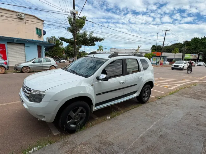Renault Duster Dynamique 1.6 Hi-flex 16V Mec. 2013