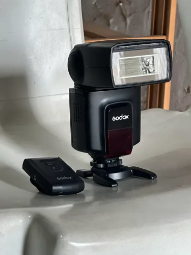 Flash Godox tt520 ii