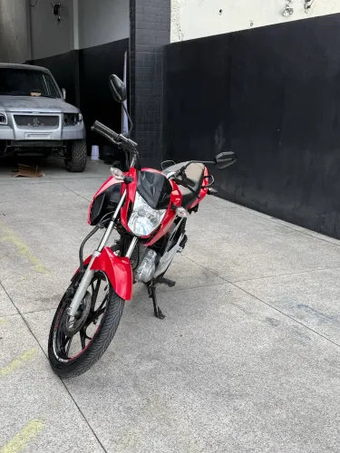 CG FAN 2023 COM APENAS 31 MIL KM