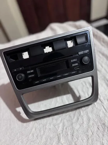 Moldura rádio Voyage 2013