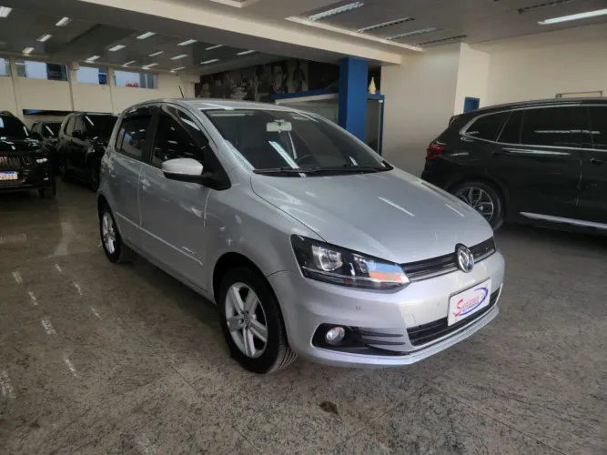 Volkswagen Fox Comfortline 1.0 Flex 12V 5P 2017