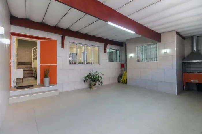 SOBRADO A VENDA