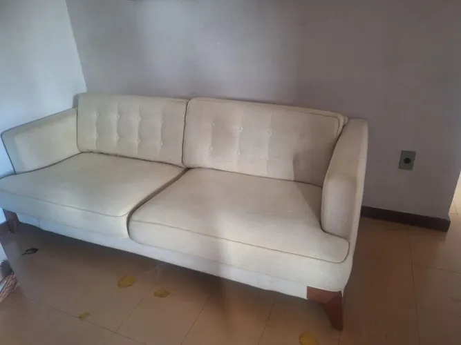 Vendo sofá de linho Herval semi novo