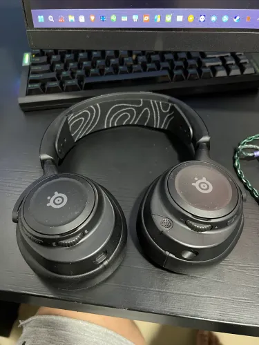Steelseries Arctis Nova 7X