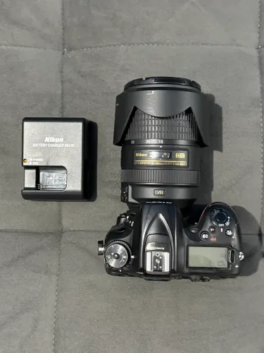 Nikon D7200 + 18-300mm VR