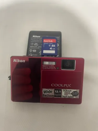 Câmera Retro Nikon Coolpix S70 Impecável - Kit Completo + 2 Baterias Originais