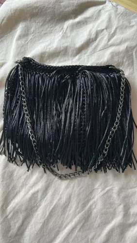 Bolsa Artesanal em Crochê com Franjas.