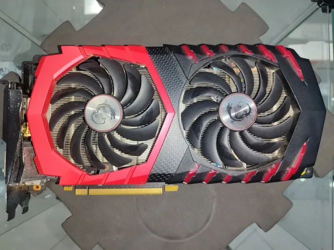 Placa de Vídeo GTX Geforce MSI 1070 8gb DDR3