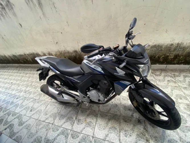 CB Twister 250F