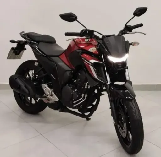 FAZER FZ25 | 250cc - 2023/2024 | VENDO ou TROCO POR TERRENO EM ITAÓCA PRAIA