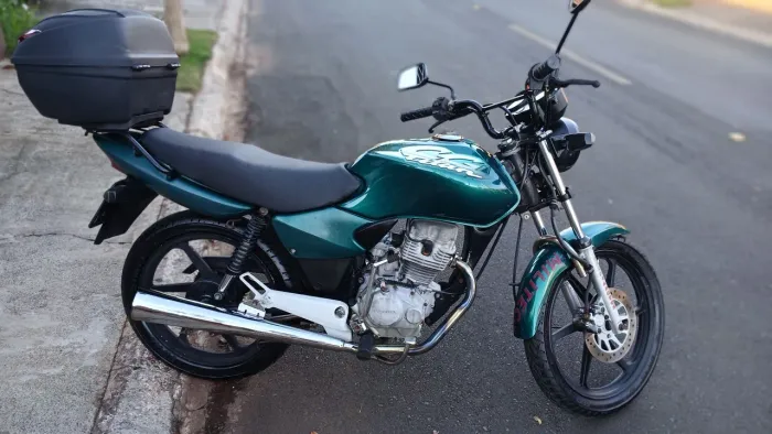 Honda CG Titan 125 ES 2002 - Conservada e Revisada