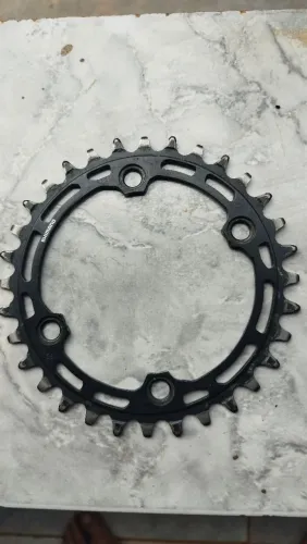 Coroa Shimano deore BCD 96 assimétrica 32 dentes
