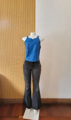Blusa feminina colete couro legítimo azul luxo zíper dallas