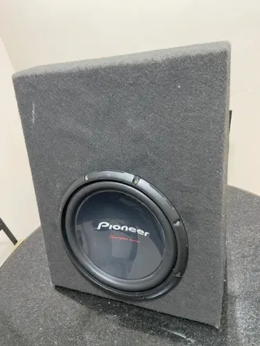 caixa de som dutada com subwoofer