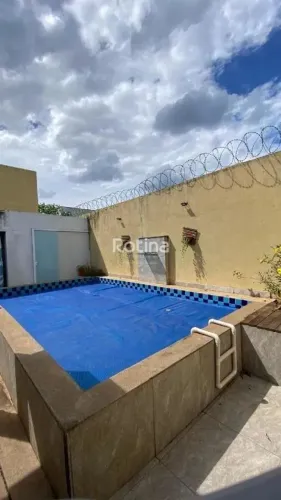 Casa à venda, 3 quartos, Laranjeiras - Uberlândia/MG - Rotina Imobiliária