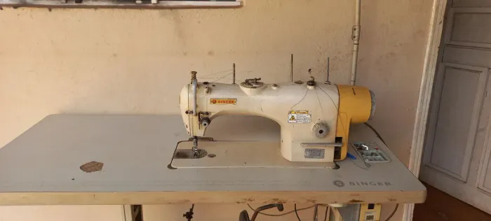 Msquina de Costura Singer Industrial