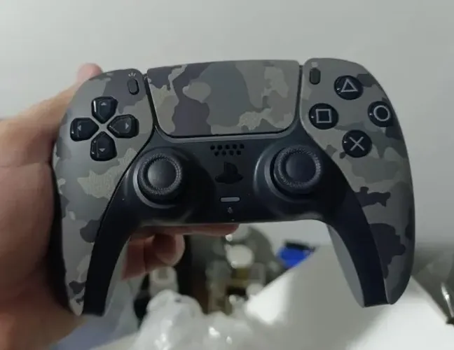 Controle PS5 Dualsense - Camuflado