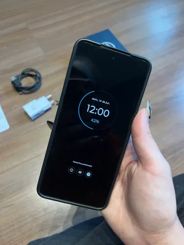 Celular Moto G52