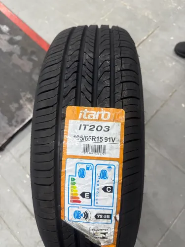 Pneu Itaro Aro 15 It203 195/65r15 91v