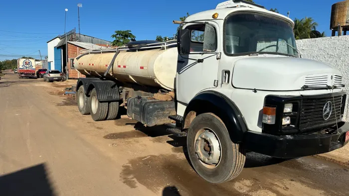 MB 2213 pipa d?água 