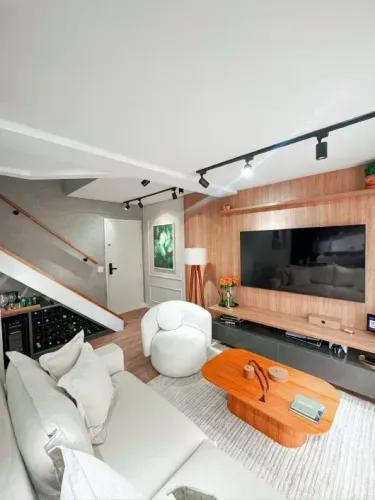 LIndo Apartamento Duplex com 76 metros, 2 Dormitórios, 2 vagas,Varanda no Tatuapé ! - São
