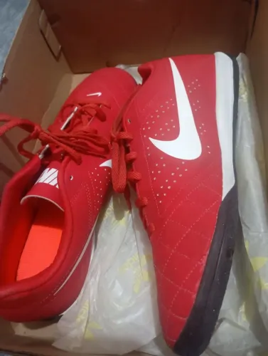 Chuteira Nike salão n41
