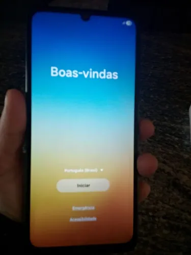 Vendo celular Samsung novo 