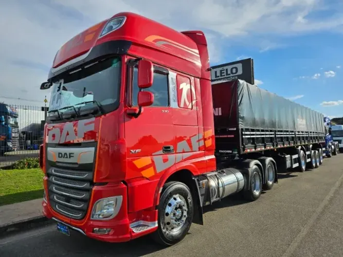 DAF XF 530 6x2 Ano 22 Super Space Cab Automático geladeira + 4 Eixo Graneleiro 0km 14mts