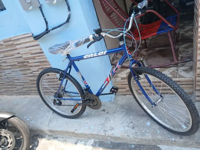 Bicicleta Caloi aro 26.