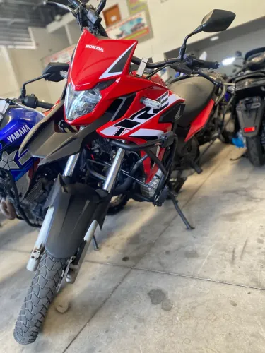 Honda XRE 300 rally 2019 ( shalom veículos )