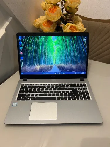Notebook Acer aspire Core i7º8Gen