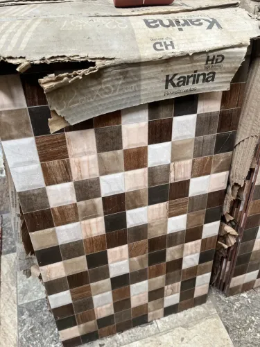Vende-se revestimento 