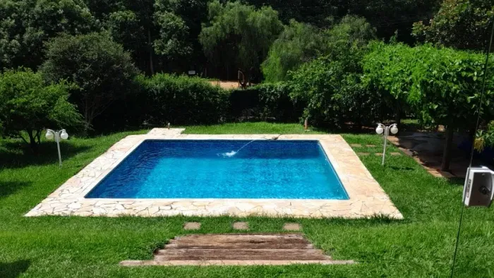 Vende-se magnifica casa no Condominio Residencial Vale Florido