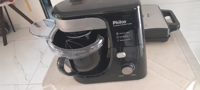 CAFETEIRA e batedeira 