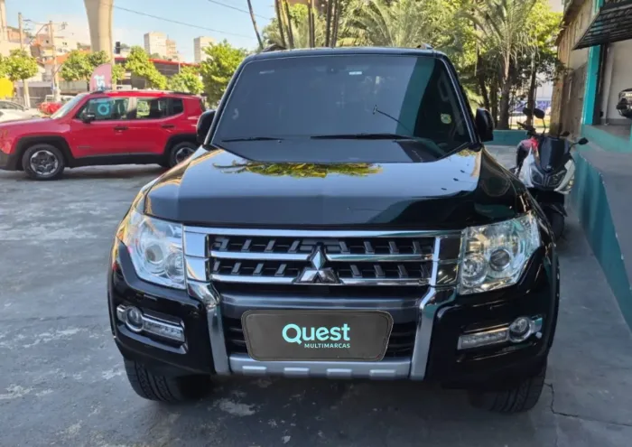 Mitsubishi Pajero HPE Full 3.2 4X4 T.i.dies. 5P AUT 2020