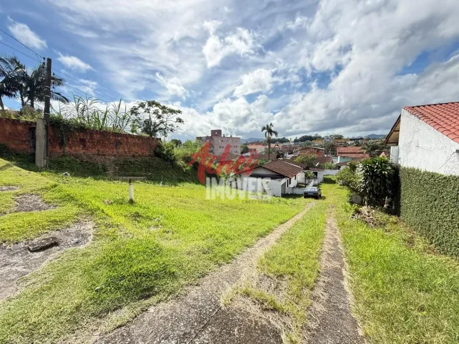 AV4136 - Terreno Costa e Silva Rua Walmor Harger
