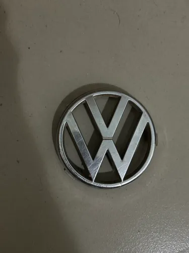 Emblema Vw Original Grade Santana 1984 a 1990