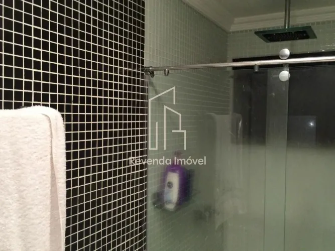 Apartamento no Condomínio Antuérpia na Mooca com 162m² 3 dormitórios 3 suítes 2 banheiros 